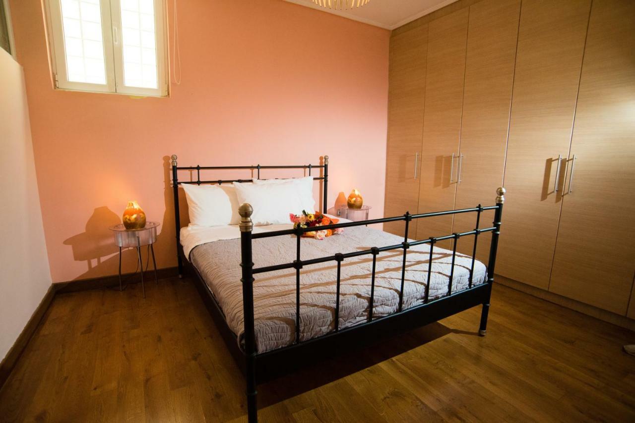 Villa Olympia VIP Dhráfi Esterno foto